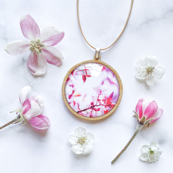 Blossom necklace online