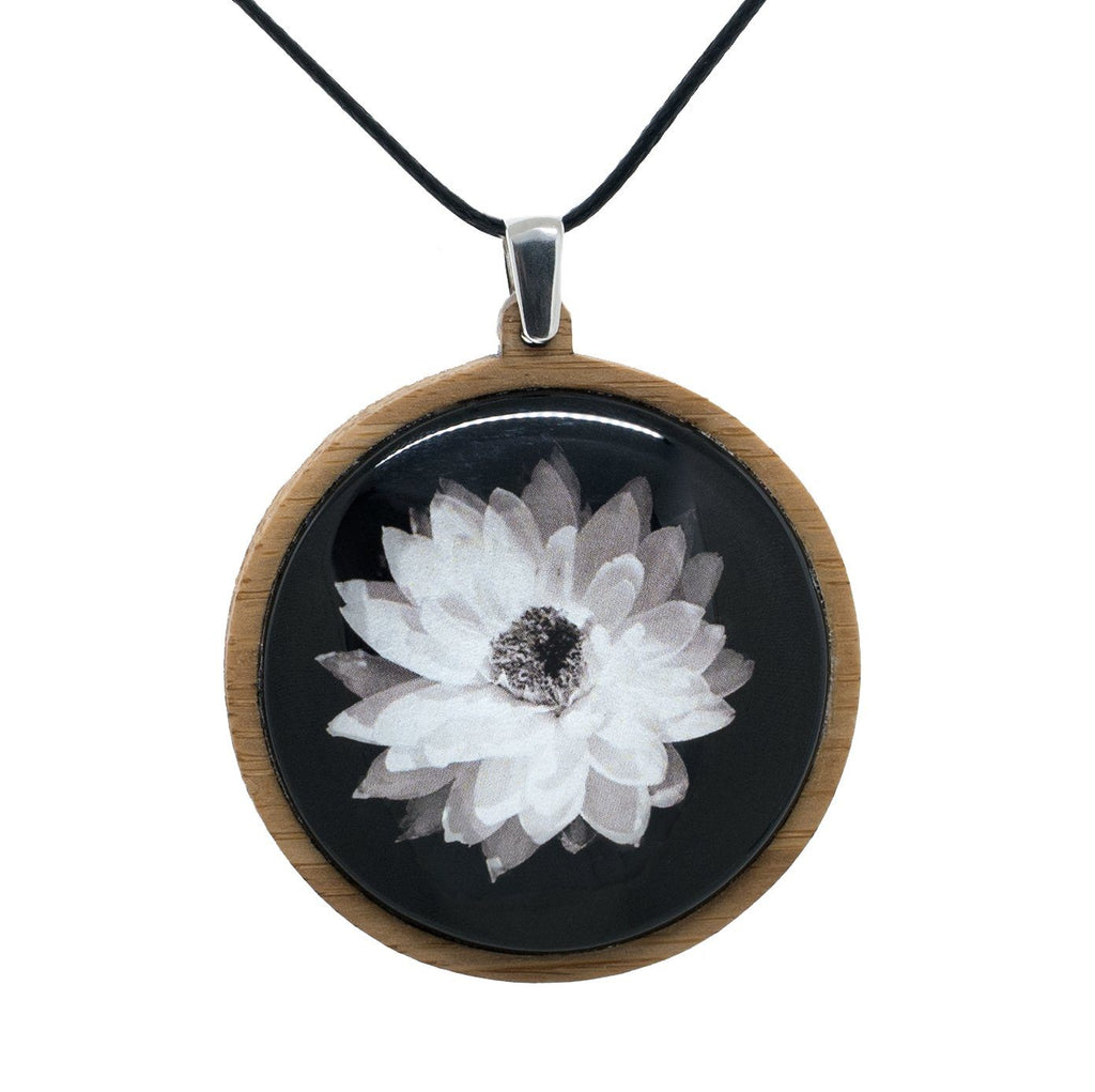 Everlasting Daisy Necklace - Tasmanian Handmade Jewellery